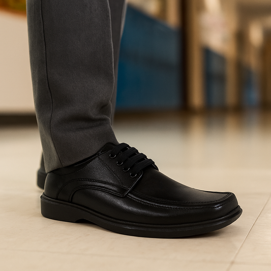 Zapato Colegial Negro en Cuero Niño de Amarrar Cocido Uniforme Escolar Formal