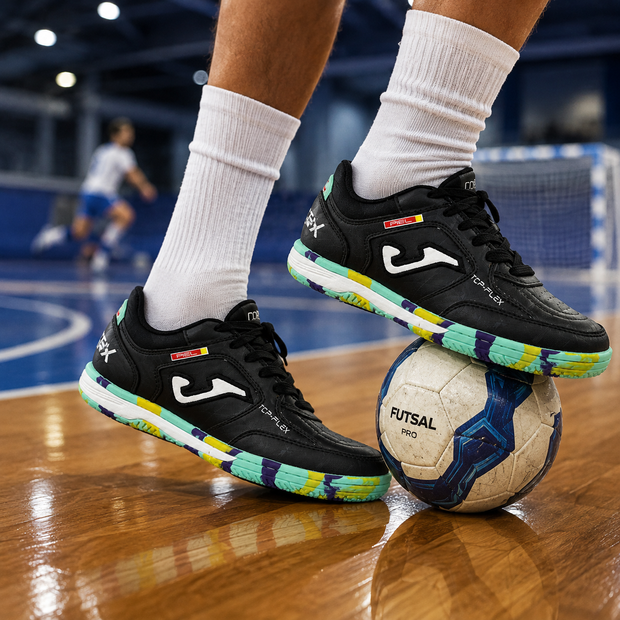 Zapatilla para futsal micro y futbol 5 Joma Resistente Negro